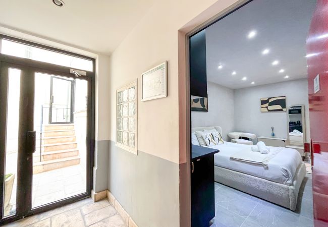 Studio à Paris - 11 - Studio next to Champs-Elysees Studio à Paris - 11 - Studio next to Champs-Elysees