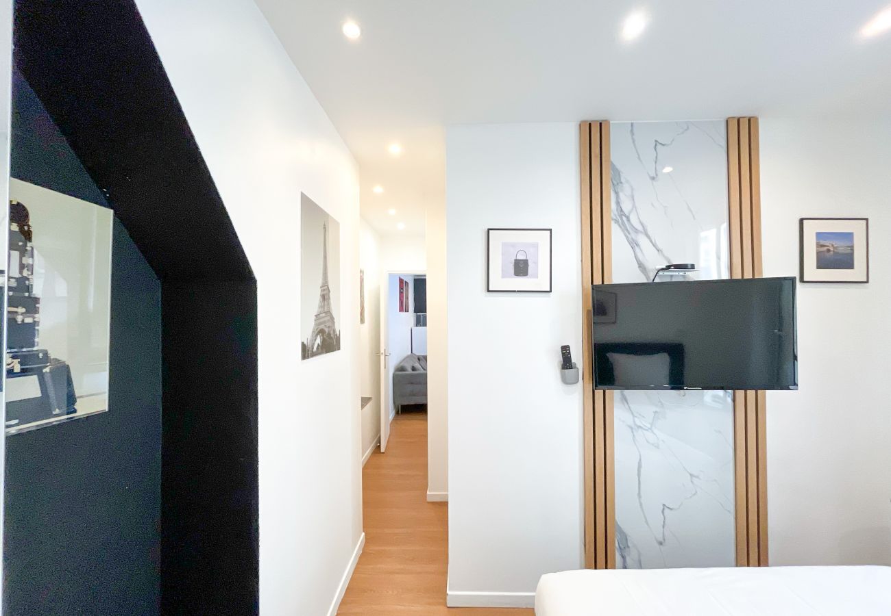 Appartement à Paris - 115 B - Urban Vuitton Saint Denis Appartement à Paris - 115 B - Urban Vuitton Saint Denis