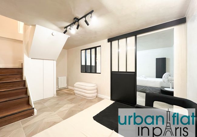 Appartement à Paris - Urban Flat 09 - Design Triplex Champs-Elysees Appartement à Paris - Urban Flat 09 - Design Triplex Champs-Elysees