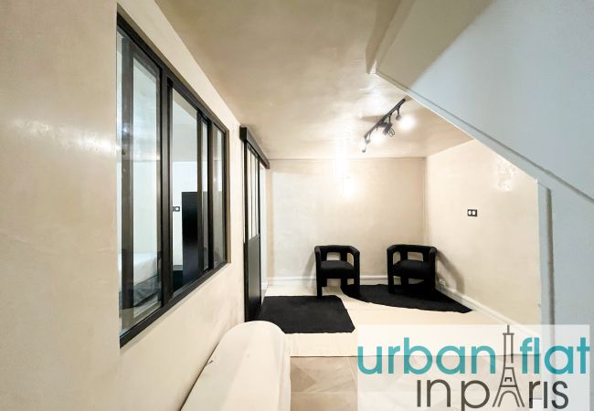 Appartement à Paris - Urban Flat 09 - Design Triplex Champs-Elysees Appartement à Paris - Urban Flat 09 - Design Triplex Champs-Elysees