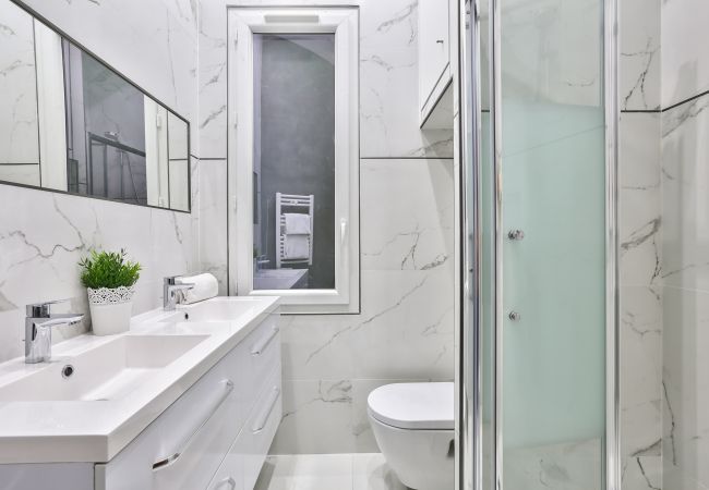 Appartement à Paris - 72 - Urban Flat Mickey Mouse near Champs-Elysees Appartement à Paris - 72 - Urban Flat Mickey Mouse near Champs-Elysees