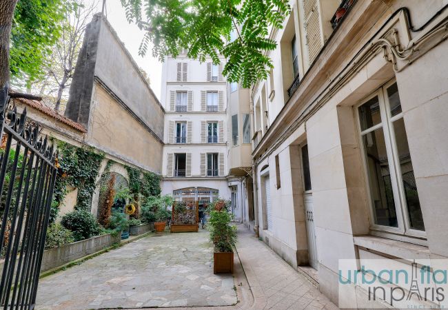 Appartement à Paris -  Urban Flat 75 - Sublime 3BDR Flat near Les Jardins du Luxembourg  Appartement à Paris -  Urban Flat 75 - Sublime 3BDR Flat near Les Jardins du Luxembourg