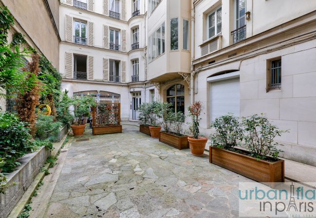 Appartement à Paris -  Urban Flat 75 - Sublime 3BDR Flat near Les Jardins du Luxembourg  Appartement à Paris -  Urban Flat 75 - Sublime 3BDR Flat near Les Jardins du Luxembourg