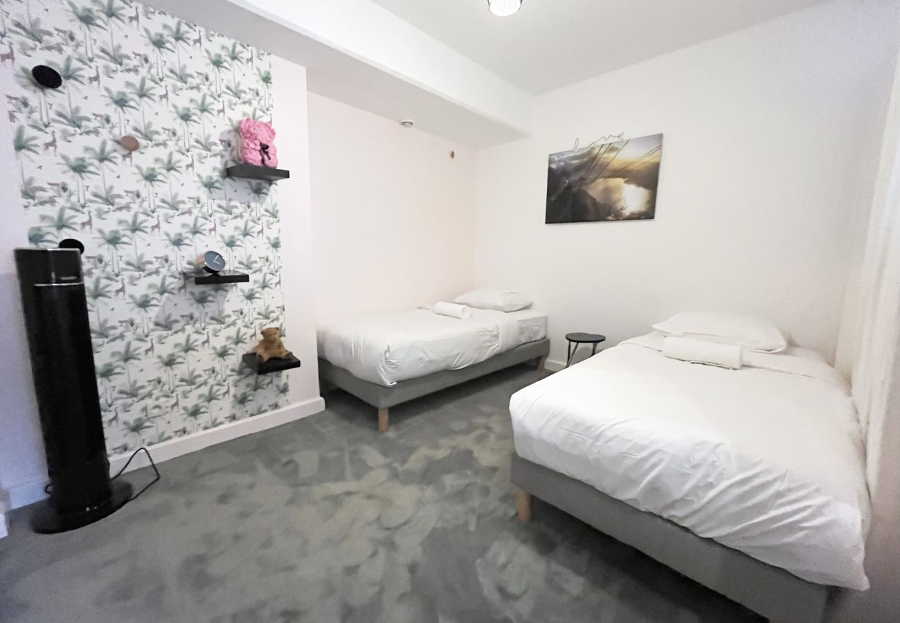 Appartement à Paris - Urban Flat 166 - 4BDR Luxury Apartment in Center of Paris Appartement à Paris - Urban Flat 166 - 4BDR Luxury Apartment in Center of Paris