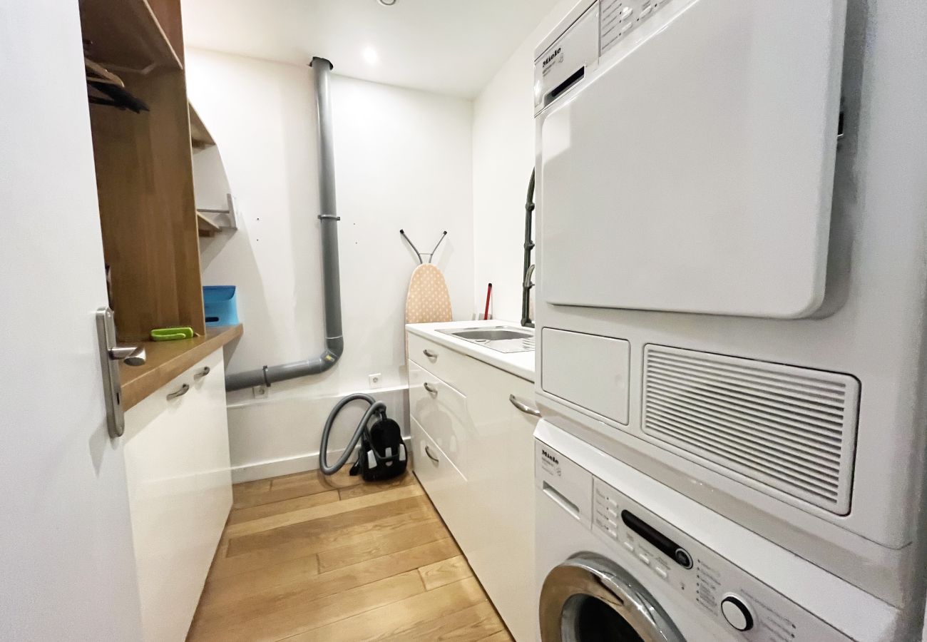 Appartement à Paris - Urban Flat 166 - 4BDR Luxury Apartment in Center of Paris Appartement à Paris - Urban Flat 166 - 4BDR Luxury Apartment in Center of Paris