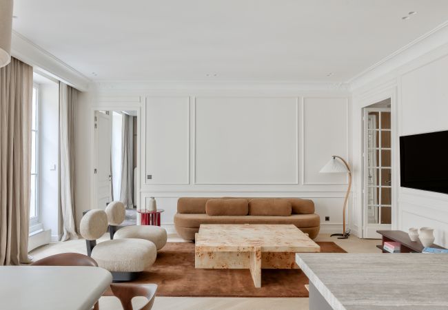 Appartement à Paris - Urban Flat 191 - Luxury 4 Bedroom Apartment - Madeleine Appartement à Paris - Urban Flat 191 - Luxury 4 Bedroom Apartment - Madeleine