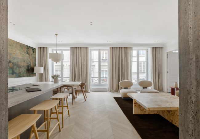 Appartement à Paris - Urban Flat 191 - Luxury 4 Bedroom Apartment - Madeleine Appartement à Paris - Urban Flat 191 - Luxury 4 Bedroom Apartment - Madeleine