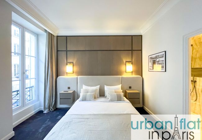 Appartement à Paris - Urban Flat 191 - Luxury 4 Bedroom Apartment - Madeleine Appartement à Paris - Urban Flat 191 - Luxury 4 Bedroom Apartment - Madeleine