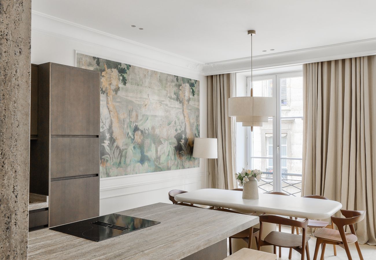 Appartement à Paris - Urban Flat 191 - Luxury 4 Bedroom Apartment - Madeleine Appartement à Paris - Urban Flat 191 - Luxury 4 Bedroom Apartment - Madeleine