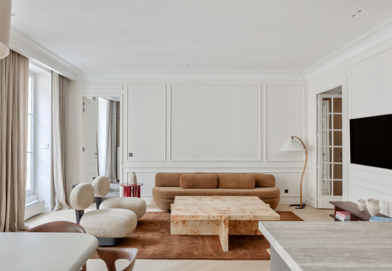 Appartement à Paris - Urban Flat 191 - Luxury 4 Bedroom Apartment - Madeleine Appartement à Paris - Urban Flat 191 - Luxury 4 Bedroom Apartment - Madeleine