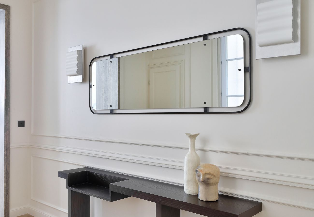 Appartement à Paris - Urban Flat 191 - Luxury 4 Bedroom Apartment - Madeleine Appartement à Paris - Urban Flat 191 - Luxury 4 Bedroom Apartment - Madeleine