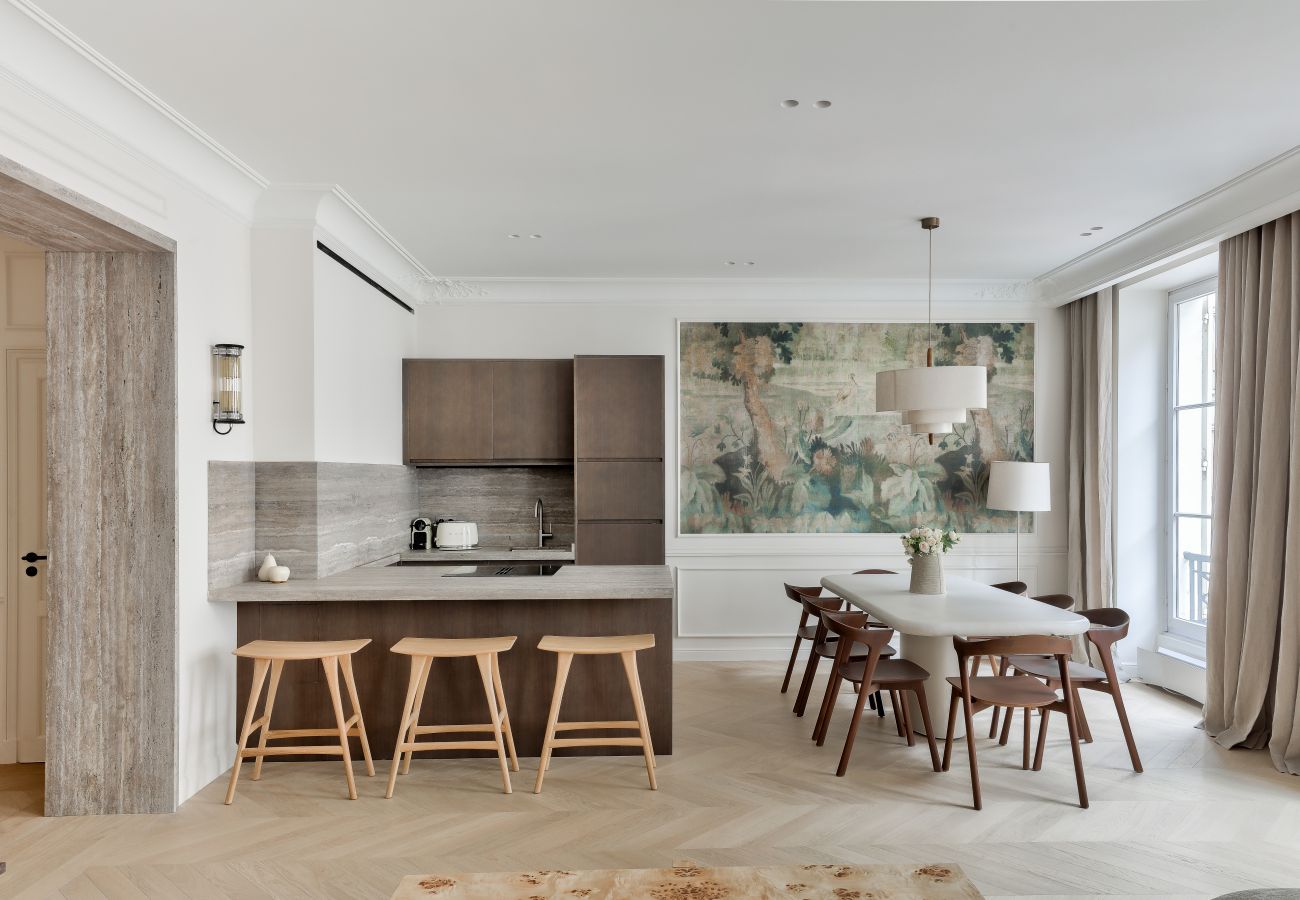 Appartement à Paris - Urban Flat 191 - Luxury 4 Bedroom Apartment - Madeleine Appartement à Paris - Urban Flat 191 - Luxury 4 Bedroom Apartment - Madeleine