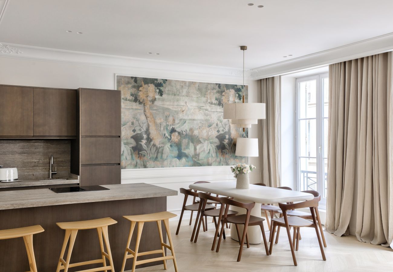 Appartement à Paris - Urban Flat 191 - Luxury 4 Bedroom Apartment - Madeleine Appartement à Paris - Urban Flat 191 - Luxury 4 Bedroom Apartment - Madeleine