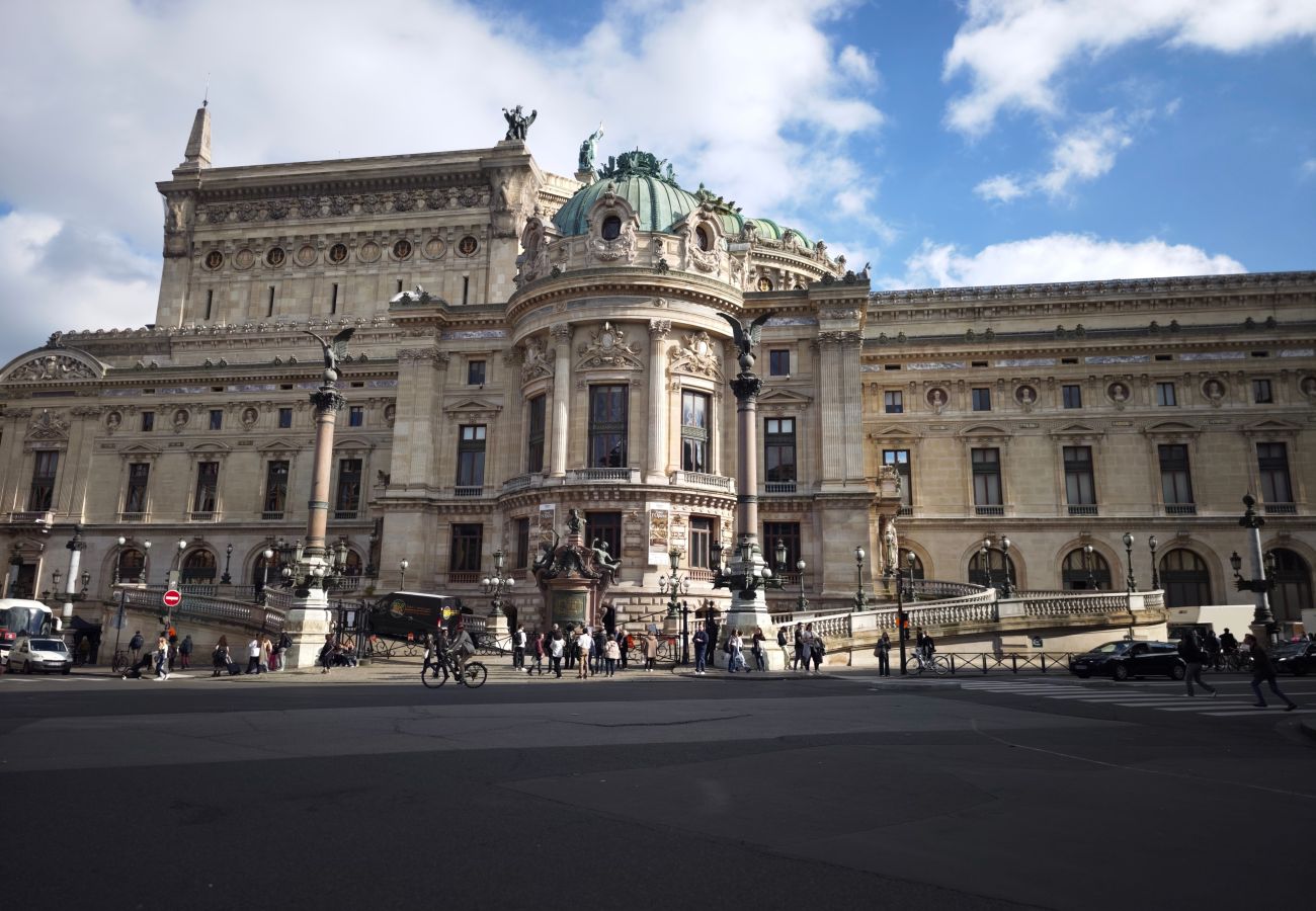 Appartement à Paris - Urban Flat 191 - Luxury 4 Bedroom Apartment - Madeleine Appartement à Paris - Urban Flat 191 - Luxury 4 Bedroom Apartment - Madeleine
