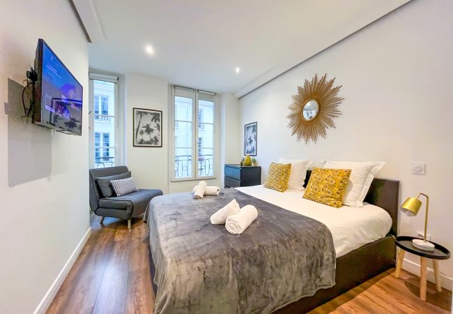 Studio à Paris - UrbanFlat 206 - 249 Saint Denis SD1