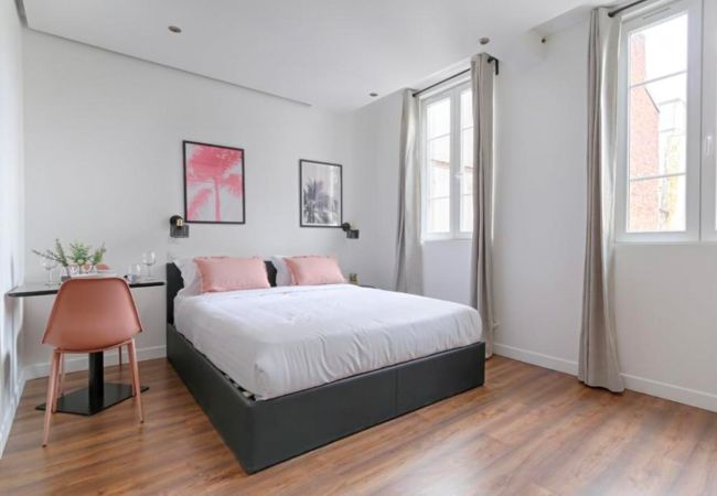 Studio à Paris - UrbanFlat 210 - 249 Saint Denis