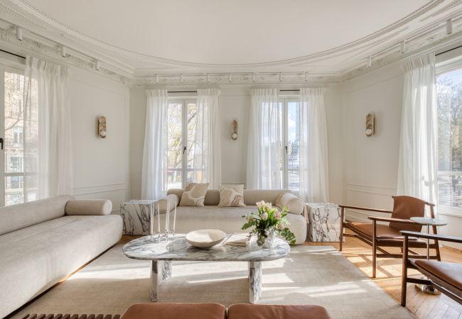 Appartement à Paris - UrbanFlat 225 - Luxury 4 Bedroom Apartment - Bastille